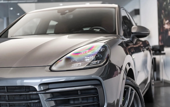 Porsche Cayenne cena 399000 przebieg: 67562, rok produkcji 2020 z Sępopol małe 277